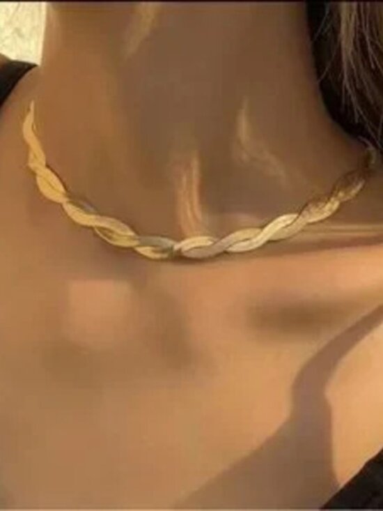 Jewelry - Gold Stainless Steel Braided Collarbone Necklace